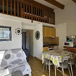 030 Cap D'agde 2 Pieces Et Mezzanine Avec Parking Apartmán Agde