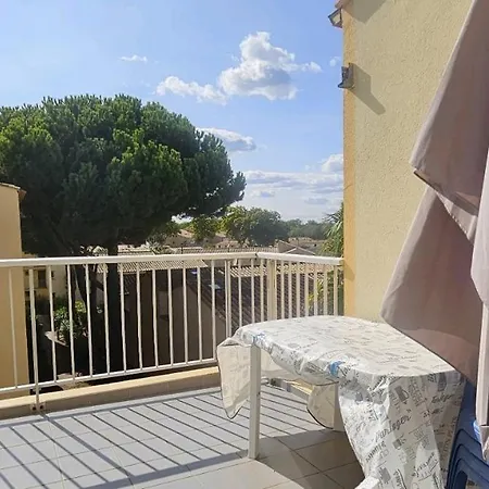 030 Cap D'agde 2 Pieces Et Mezzanine Avec Parking Apartmán *